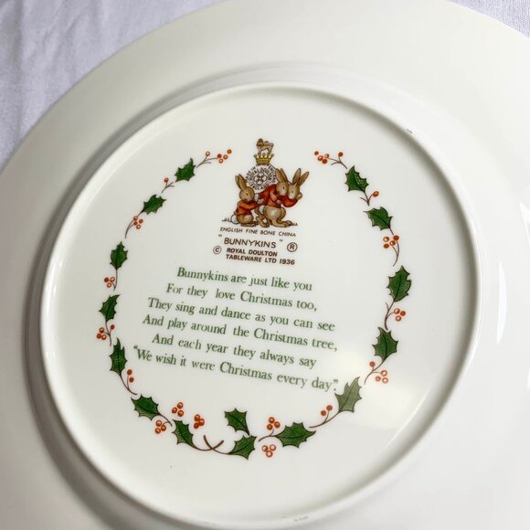 Royal Doulton Bunnykins Merry Christmas Plate English Fine Bone China Holiday - Picture 4 of 5